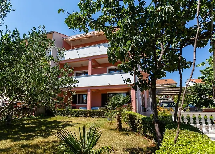And With Parking Space Krk - 14322 Penzion